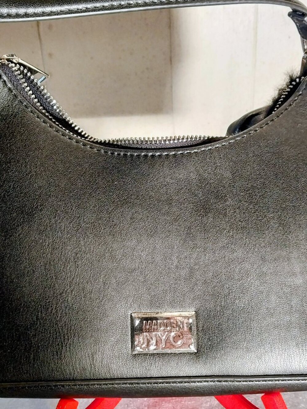 Y2K Inspired Madden NYC Black & White Women’s Purse 10X5X2.5 - Picture 4 of 10